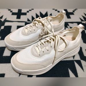 Sorel Low Top Sneakers